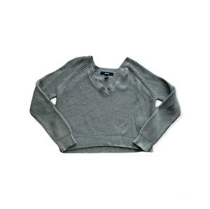 Forever 21 Knitted V-Neck Green Sweater Women’s Size S